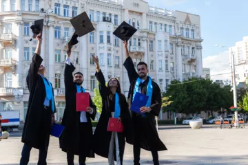 صورة للجامعة